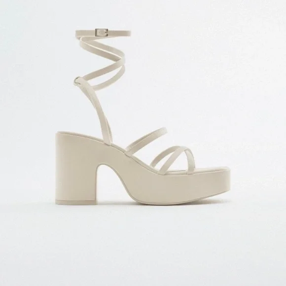 SHOES - Picture 7 of 11